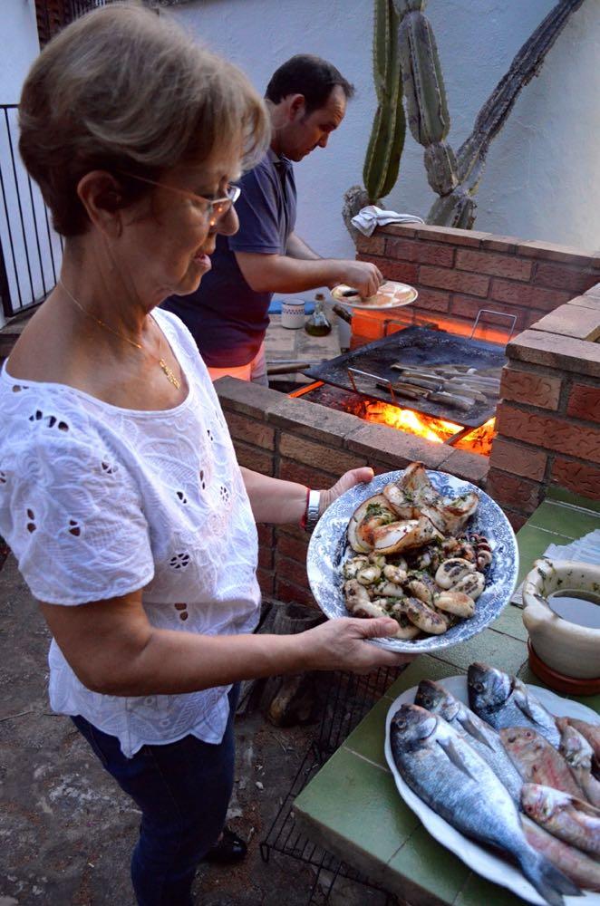 Cooking seafooda la plancha, Mama Ía blog